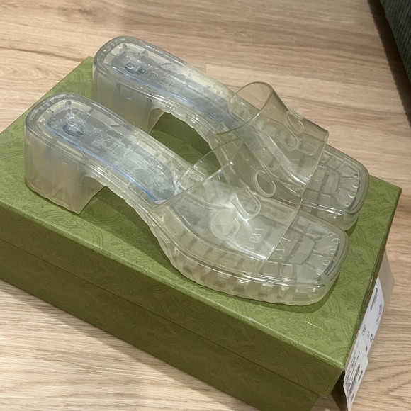 GUCCI CLEAR JELLY MULES - Picture 1 of 5